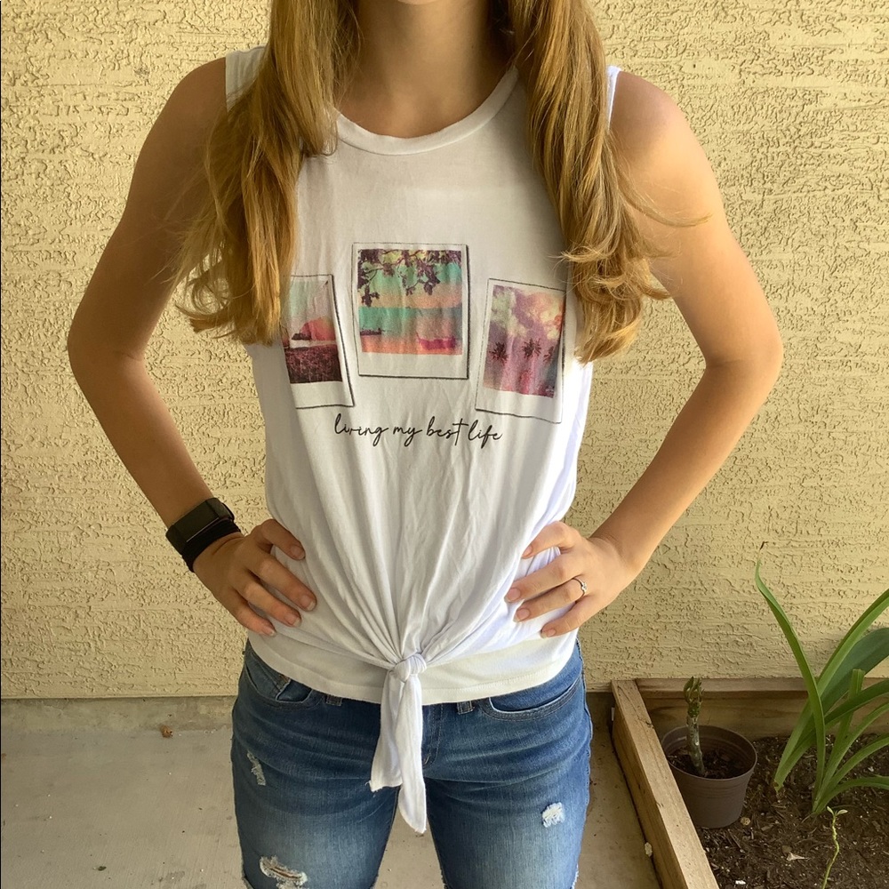 Dirty Laundry White sleeveless tie front Tee xl